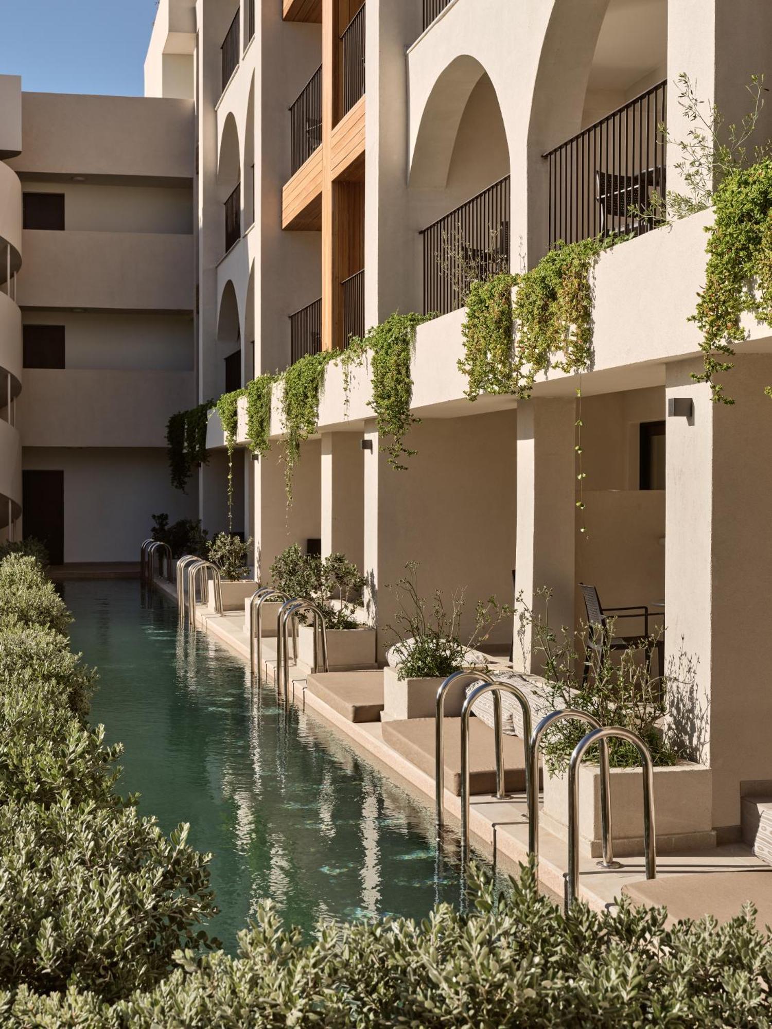 Planos Hotel ภายนอก รูปภาพ
